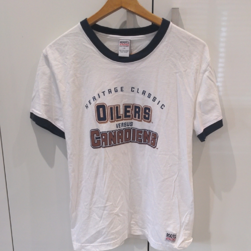 Oilers vs Canadiens Heritage Classic T-Shirt & Commemorative program